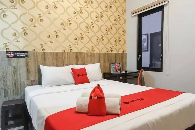 Tek Büyük Yataklı Oda (Reddoorz)