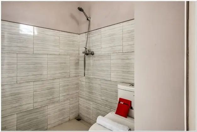 Tek Büyük Yataklı Oda (RedDoorz)