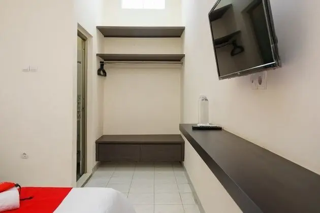 Tek Büyük Yataklı Oda (RedDoorz)