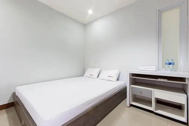 Reddoorz Room