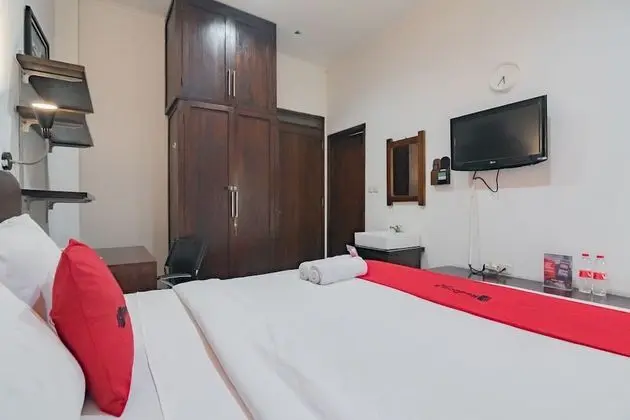 Economy Tek Büyük Yataklı Oda