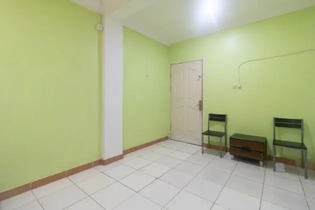 Tek Büyük Yataklı Oda (RedDoorz)
