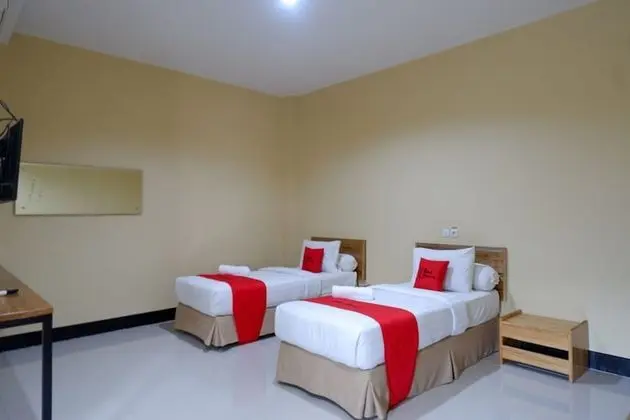 Premium İki Ayrı Yataklı Oda (RedDoorz)