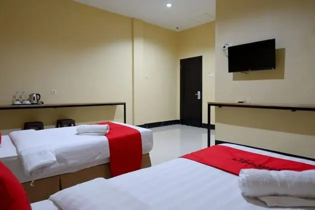 Premium İki Ayrı Yataklı Oda (RedDoorz)