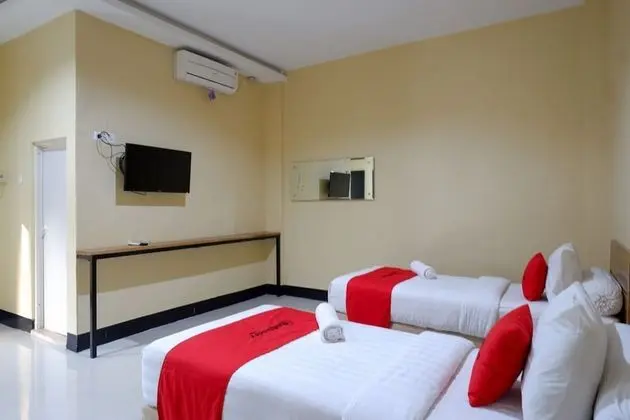 Premium İki Ayrı Yataklı Oda (RedDoorz)