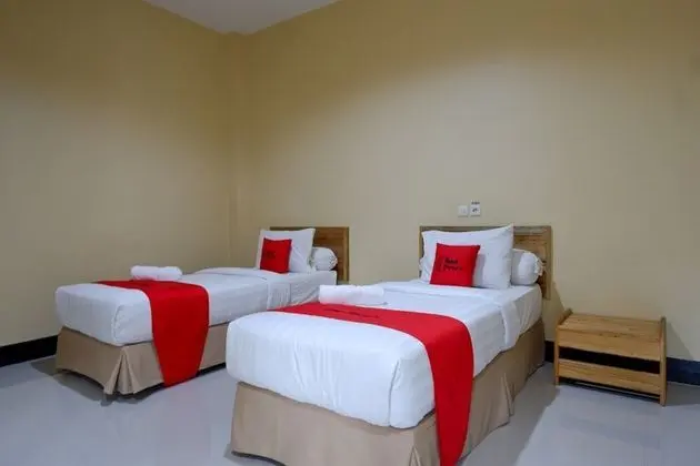 Premium İki Ayrı Yataklı Oda (RedDoorz)