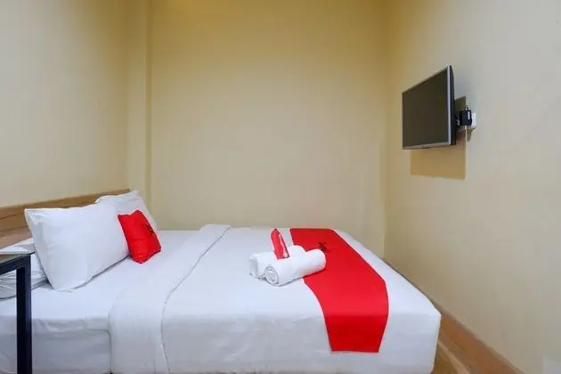 Tek Büyük Yataklı Oda (RedDoorz)