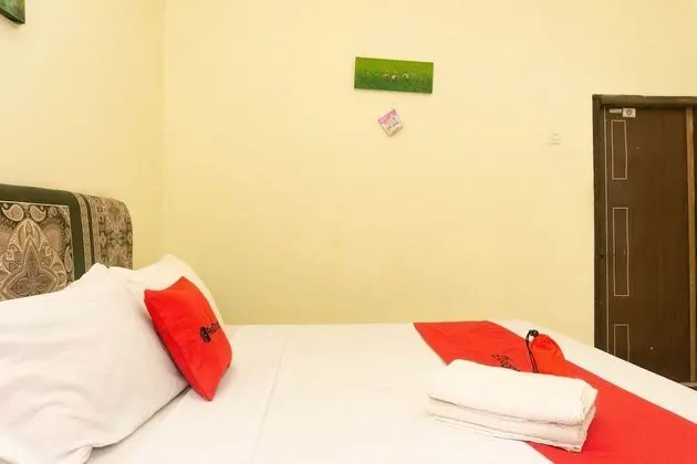 Tek Büyük Yataklı Oda (Reddoorz)