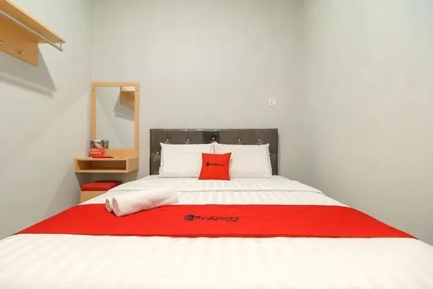 Tek Büyük Yataklı Oda (Reddoorz)