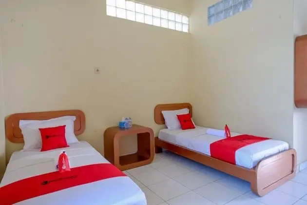 İki Ayrı Yataklı Oda (RedDoorz)