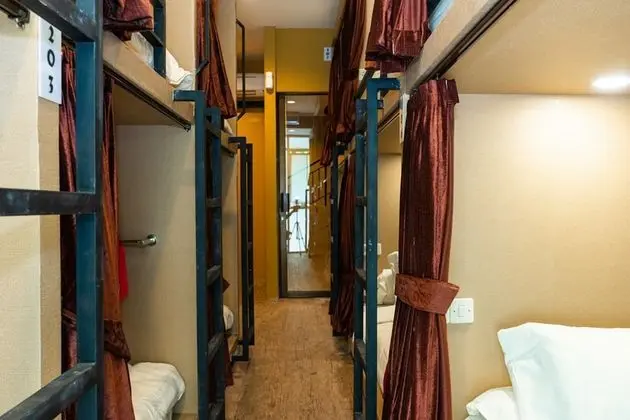Ortak Ranzalı Oda, Karma Ranzalı Oda (RedDoorz)
