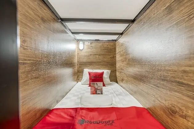 Ortak Ranzalı Oda, Sadece erkekler için