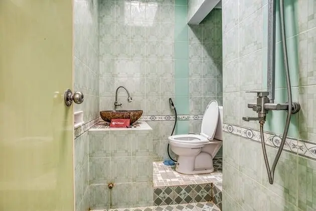 Ortak Ranzalı Oda, Sadece kadınlar için