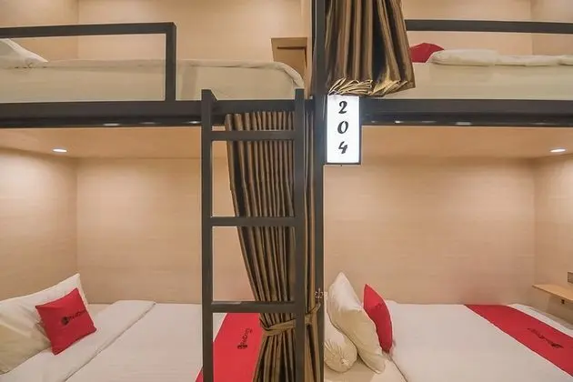 Ortak Ranzalı Oda, Karma Ranzalı Oda (RedDoorz)