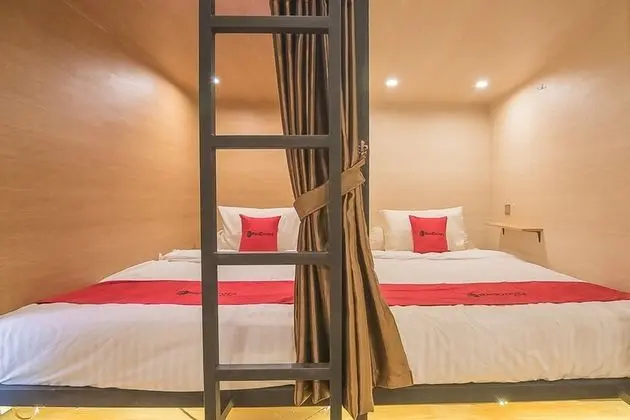Ortak Ranzalı Oda, Karma Ranzalı Oda (RedDoorz)