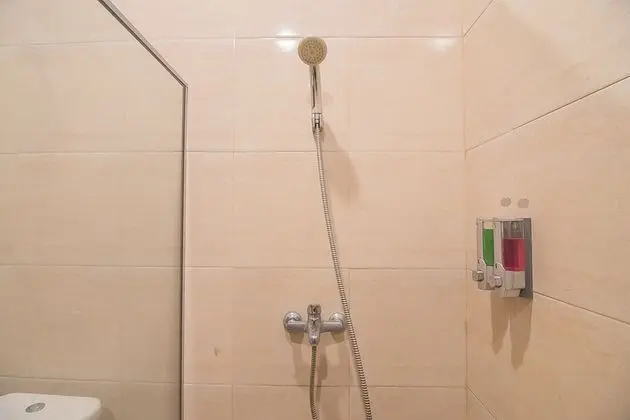 Tek Büyük Yataklı Oda, Karma Ranzalı Oda (RedDoorz)