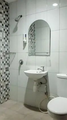 Ortak Ranzalı Oda, Sadece kadınlar için