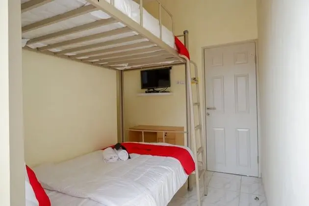 Ortak Ranzalı Oda, 2 Tek Kişilik Yatak (Reddoorz)