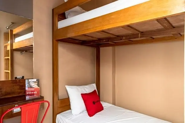 Ortak Ranzalı Oda, Karma Ranzalı Oda (Reddoorz)
