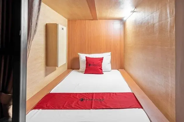 Ortak Ranzalı Oda, Sadece kadınlar için (Reddoorz)