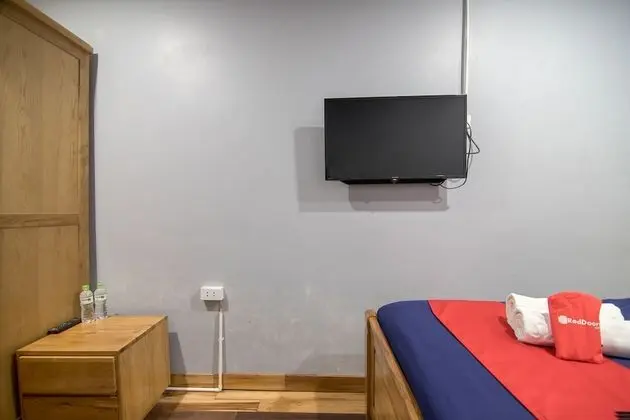 Private Single Room Shared Bathroom