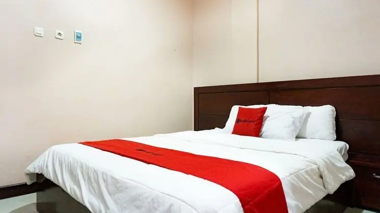 Tek Büyük Yataklı Oda (Reddoorz)