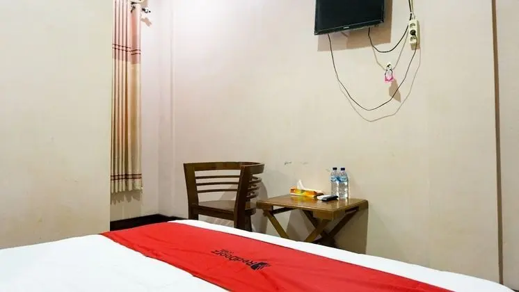 Tek Büyük Yataklı Oda (Reddoorz)