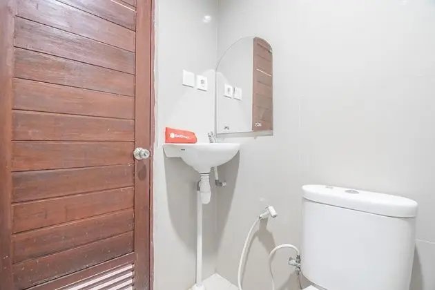 İki Ayrı Yataklı Oda (RedDoorz)