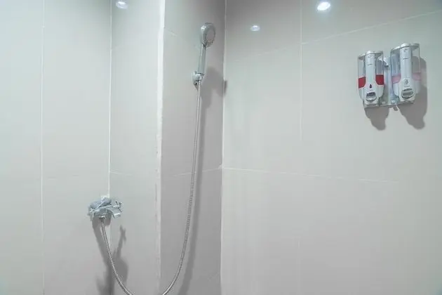 Tek Büyük Yataklı Oda (RedDoorz)