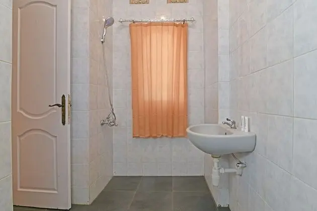 Tek Büyük Yataklı Oda