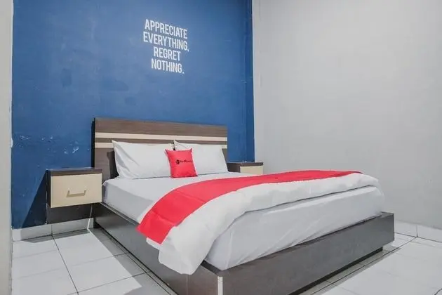 Tek Büyük Yataklı Oda (RedDoorz)