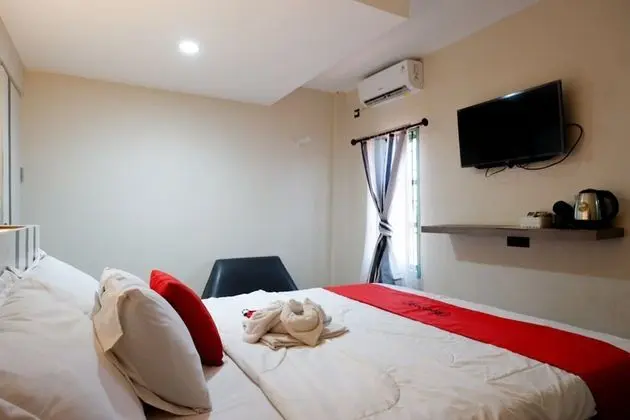 Tek Büyük Yataklı Oda (RedDoorz)