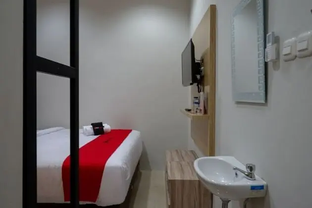 Tek Büyük Yataklı Oda (Reddoorz)
