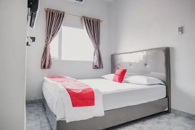 Tek Büyük Yataklı Oda (RedDoorz)