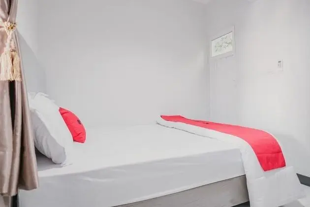 Tek Büyük Yataklı Oda (RedDoorz)