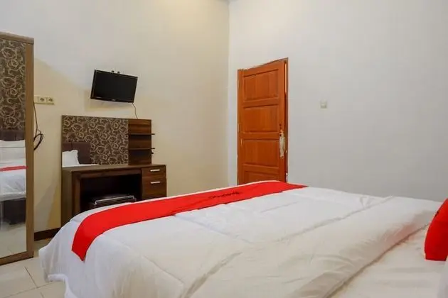 Tek Büyük Yataklı Oda (RedDoorz)
