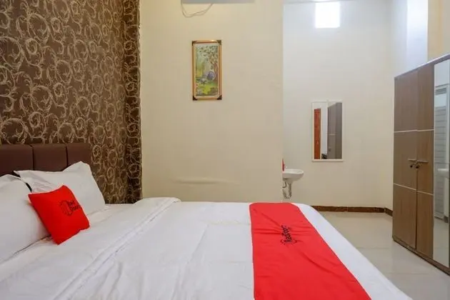Tek Büyük Yataklı Oda (RedDoorz)