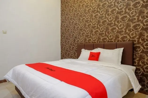 Tek Büyük Yataklı Oda (RedDoorz)