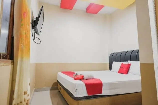 Tek Büyük Yataklı Oda (RedDoorz)