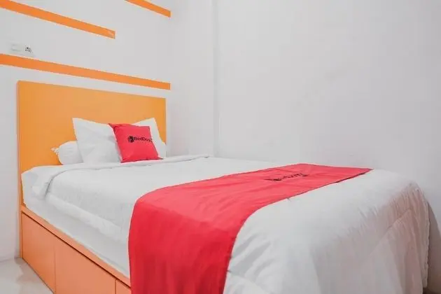Tek Büyük Yataklı Oda (RedDoorz)
