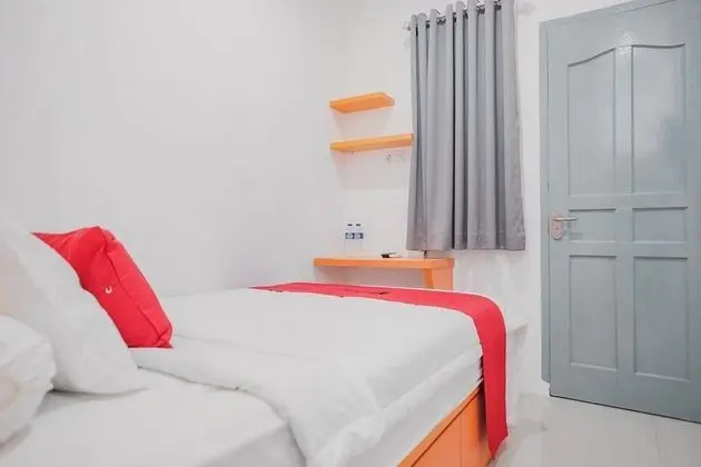 Tek Büyük Yataklı Oda (RedDoorz)