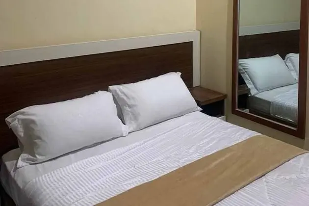 Tek Büyük Yataklı Oda (Reddoorz)