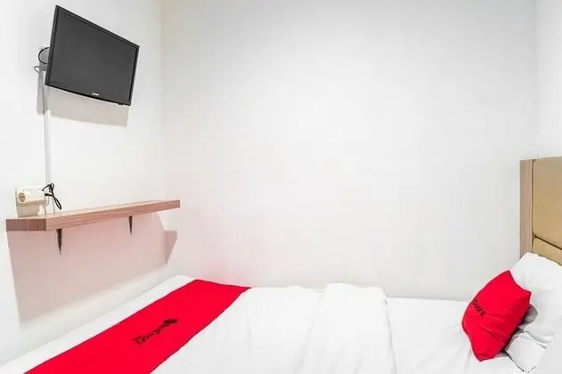 Tek Büyük Yataklı Oda (RedDoorz)