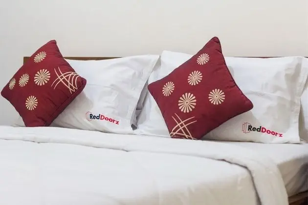 Reddoorz Room