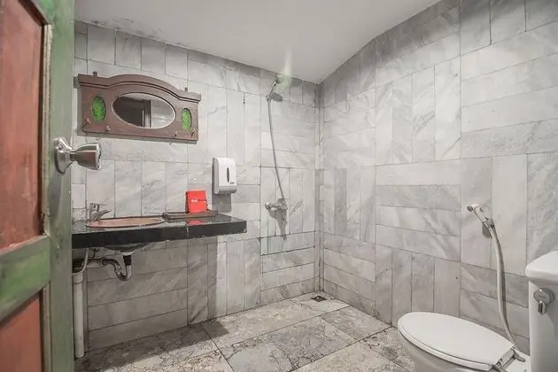 Tek Büyük Yataklı Oda