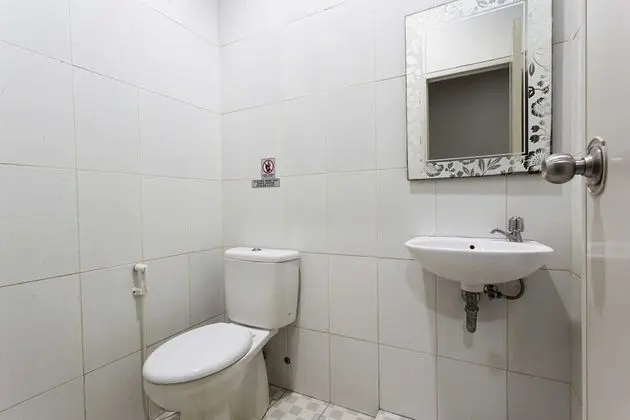 Reddoorz Room