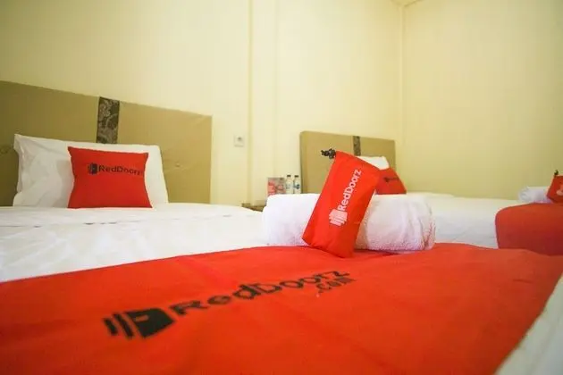 İki Ayrı Yataklı Oda (RedDoorz)