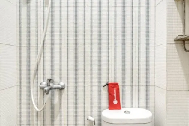 Tek Büyük Yataklı Oda (RedDoorz)