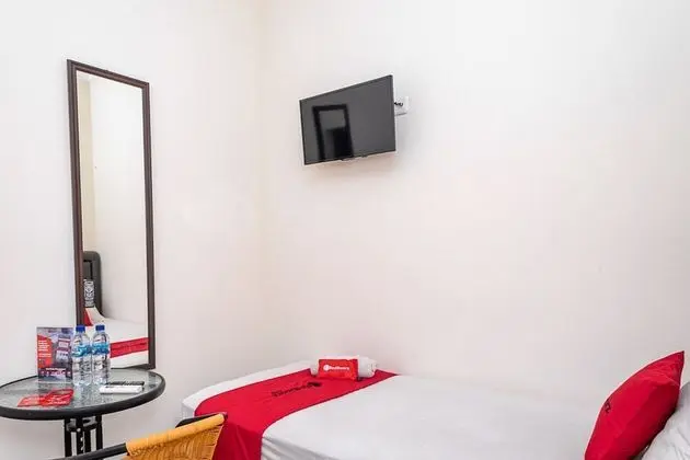 Tek Büyük Yataklı Oda (RedDoorz)