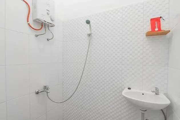 Economy Tek Büyük Yataklı Oda